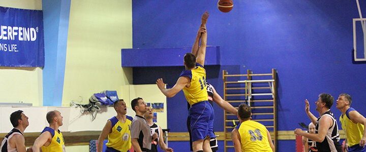 Maksibasketbola čempionātā aizvadītas pusfināla spēles sešās vecuma grupās