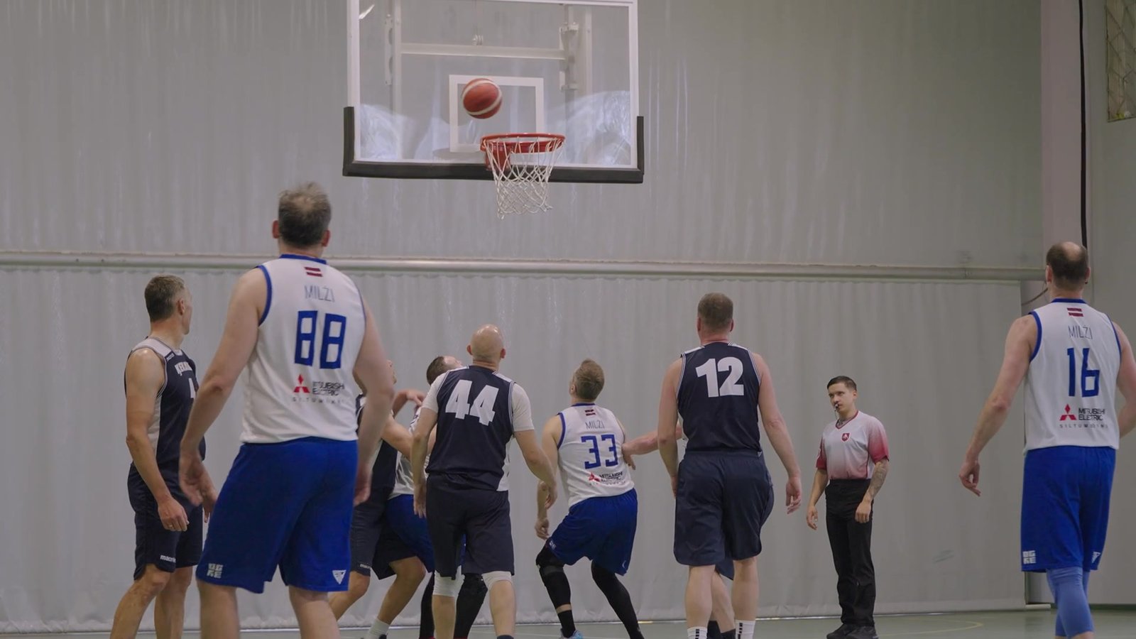 Maksibasketbola 34. čempionāta fināli aizvadīti Ķekavas Sporta klubā