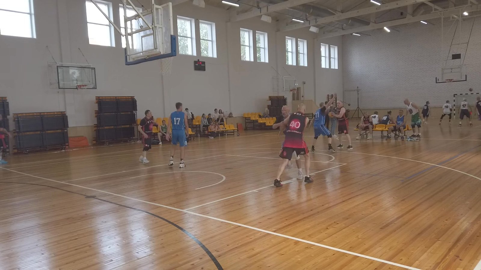 Video kadrs: Latvijas Maksibasketbola 3x3 čempionāta noslēguma posma K45+ grupas izšķirošā spēle: “Varenie runči” – “Lap…